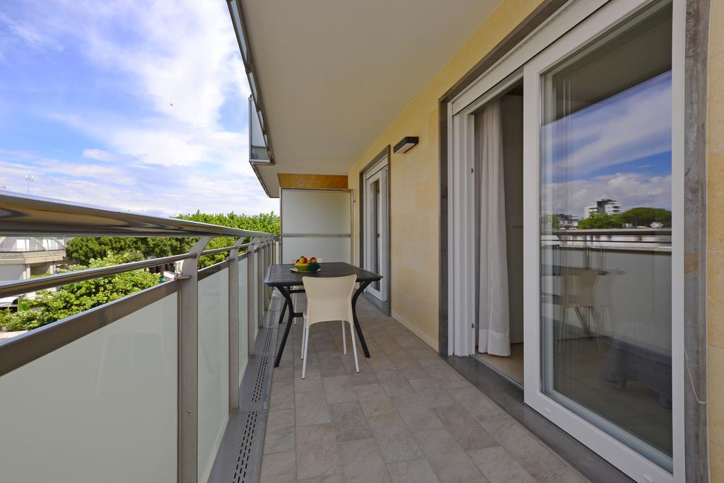 Appartamenti Mare Lignano Sabbiadoro Habitación foto